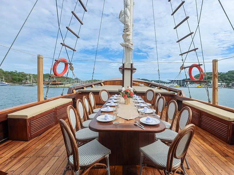 Elora Phinisi - Luxury Phinisi Komodo Charter 2026